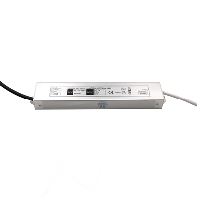 Conductor constante 12V 60W del voltaje LED del transformador de iluminación de bajo voltaje al aire libre