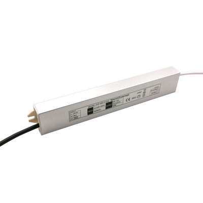 Impermeable IP67 Slimline LED Driver 12V 80W ERP Fuente de alimentación LED de voltaje constante