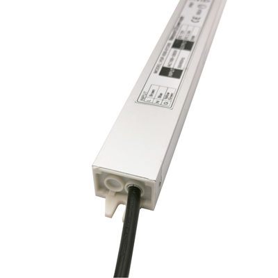 Impermeable IP67 Slimline LED Driver 12V 80W ERP Fuente de alimentación LED de voltaje constante