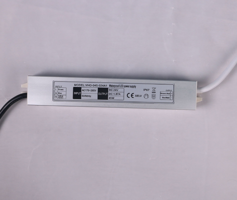 Fuente de corriente continua al aire libre ligera de 205g 12V, conductor llevado a prueba de herrumbre de la luz de calle