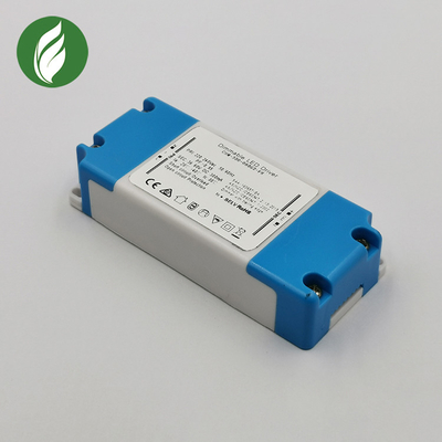 Los conductores libres del parpadeo IP20 Dimmable del ODM para las luces LED alimentación la fuente
