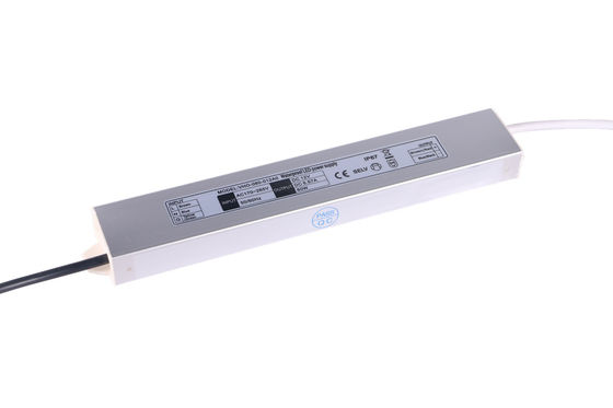 Conductor ultra delgado de 50/60 herzios LED, 12V resistente al calor Constant Voltage Driver